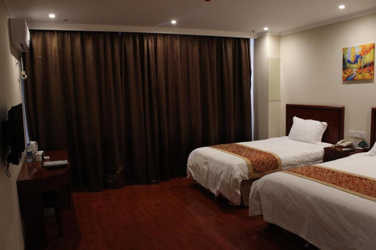 Greentree Fudan Wujiaochang Metro Station Hotel Shanghai